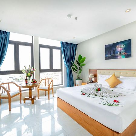 Toan Thang Beach Hotel Da Nang Luaran gambar