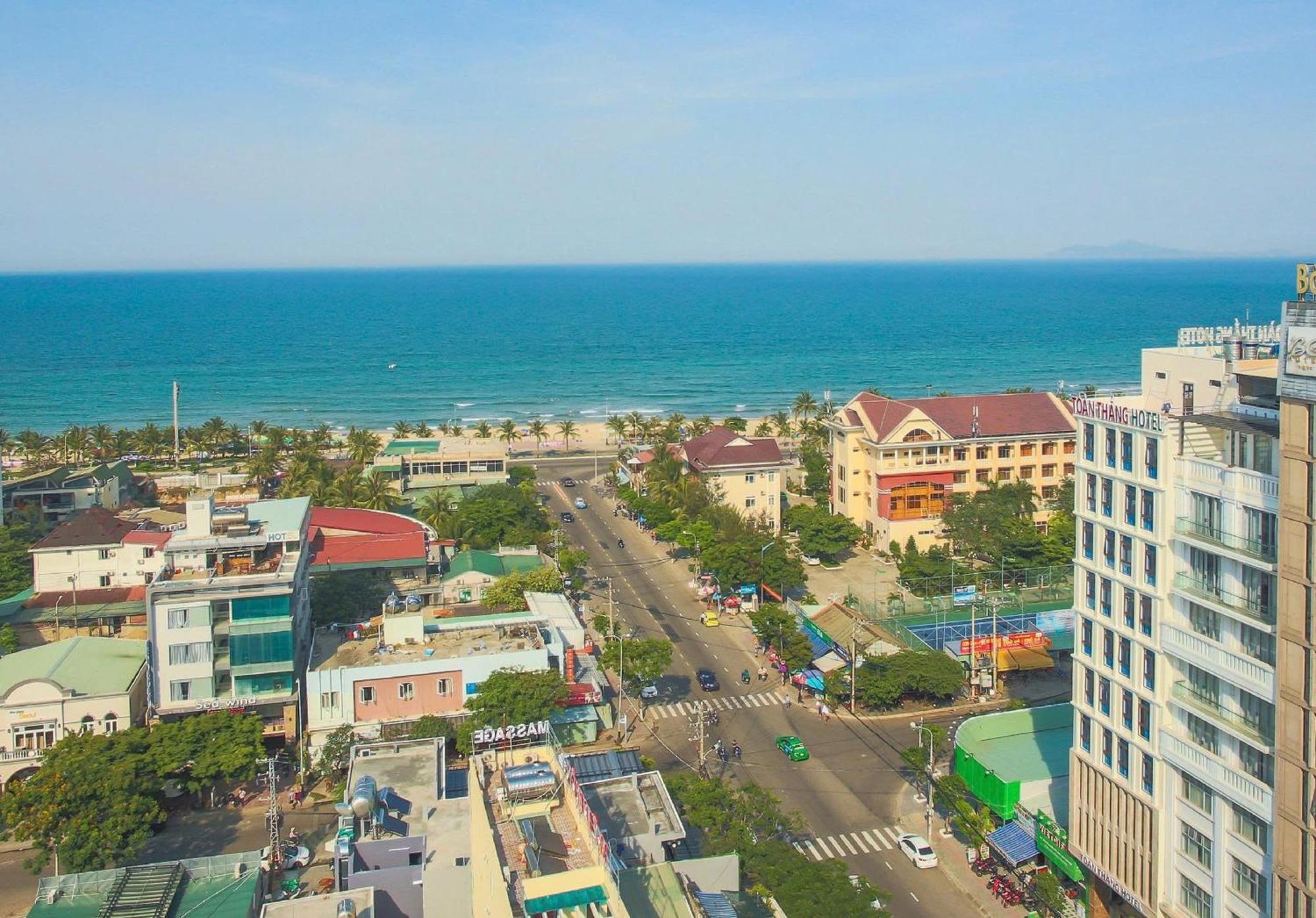 Toan Thang Beach Hotel Da Nang Luaran gambar