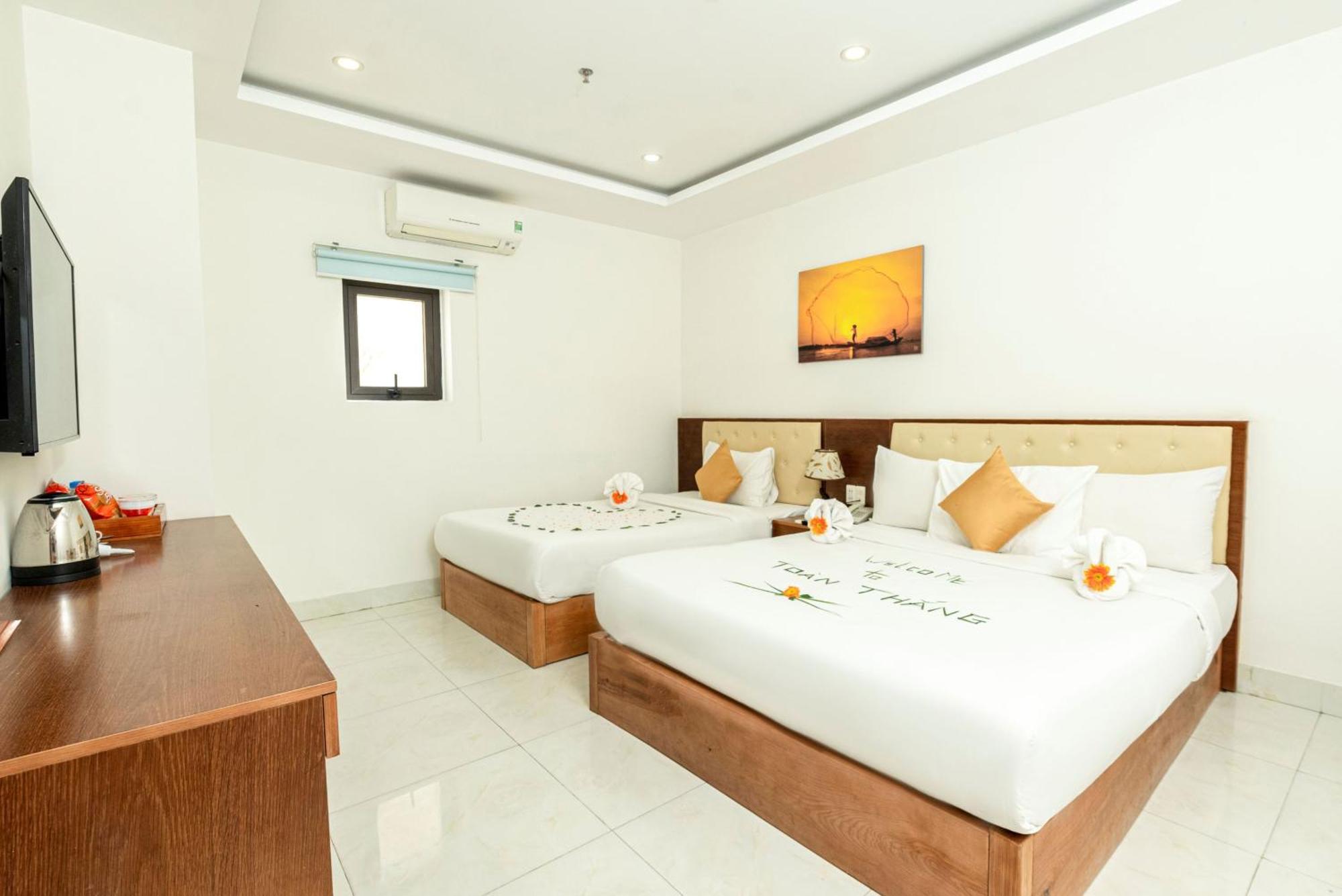Toan Thang Beach Hotel Da Nang Luaran gambar